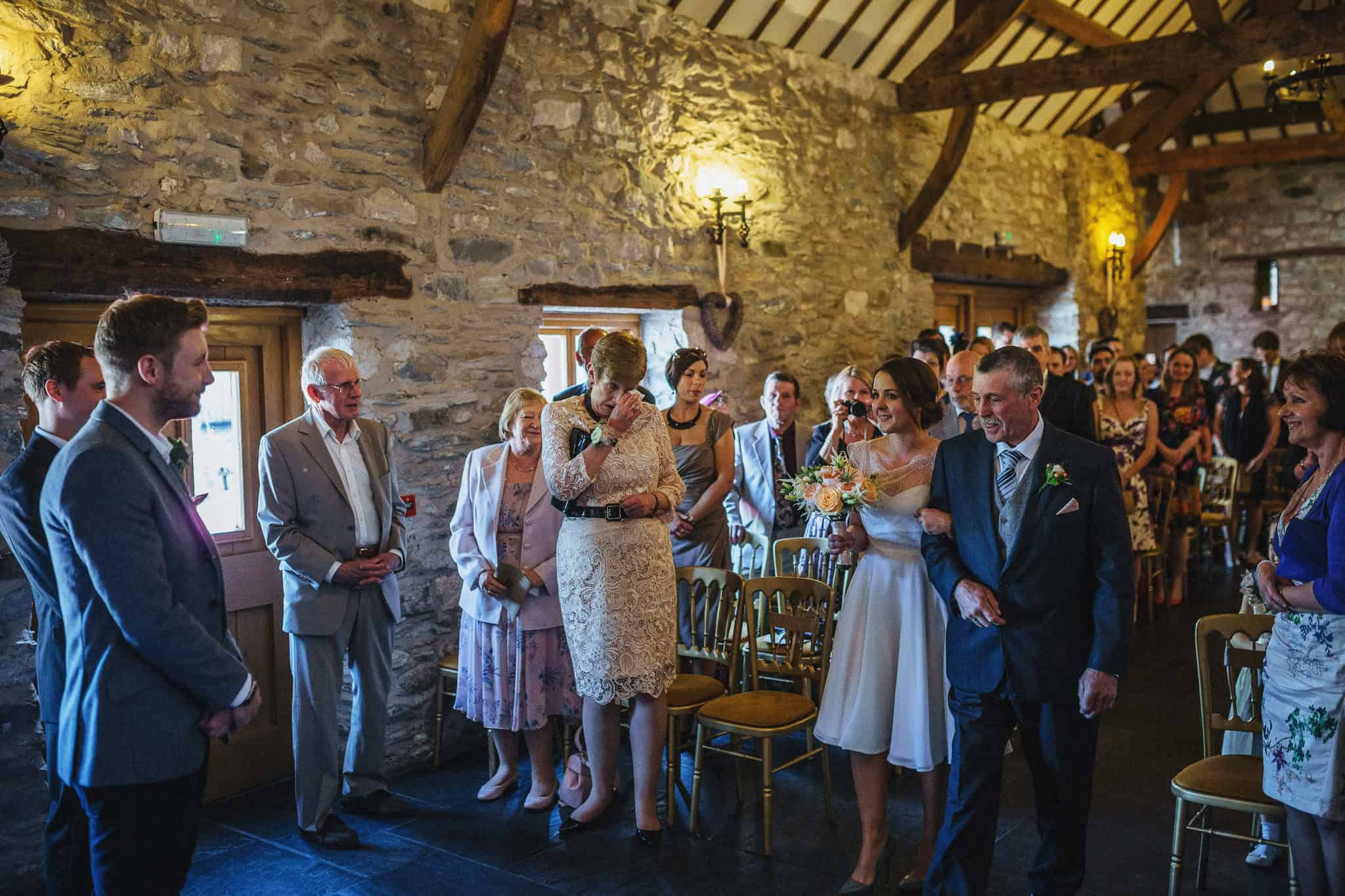 plas-isaf-corwen-north-wales-farm-wedding-photography-photographer-90026