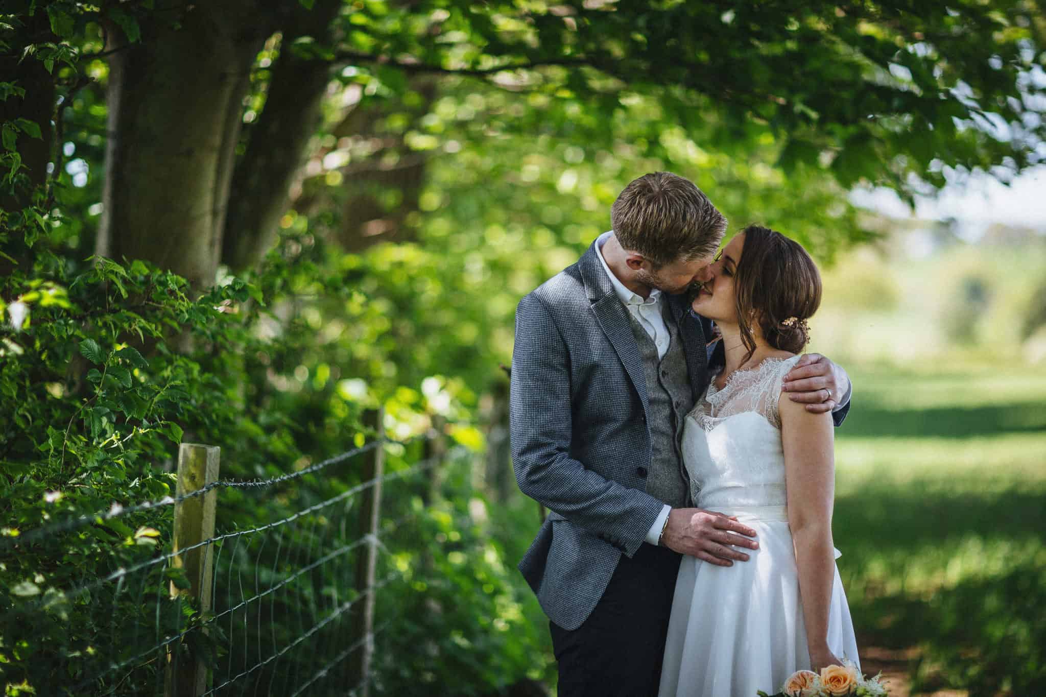 plas-isaf-corwen-north-wales-farm-wedding-photography-photographer-9003