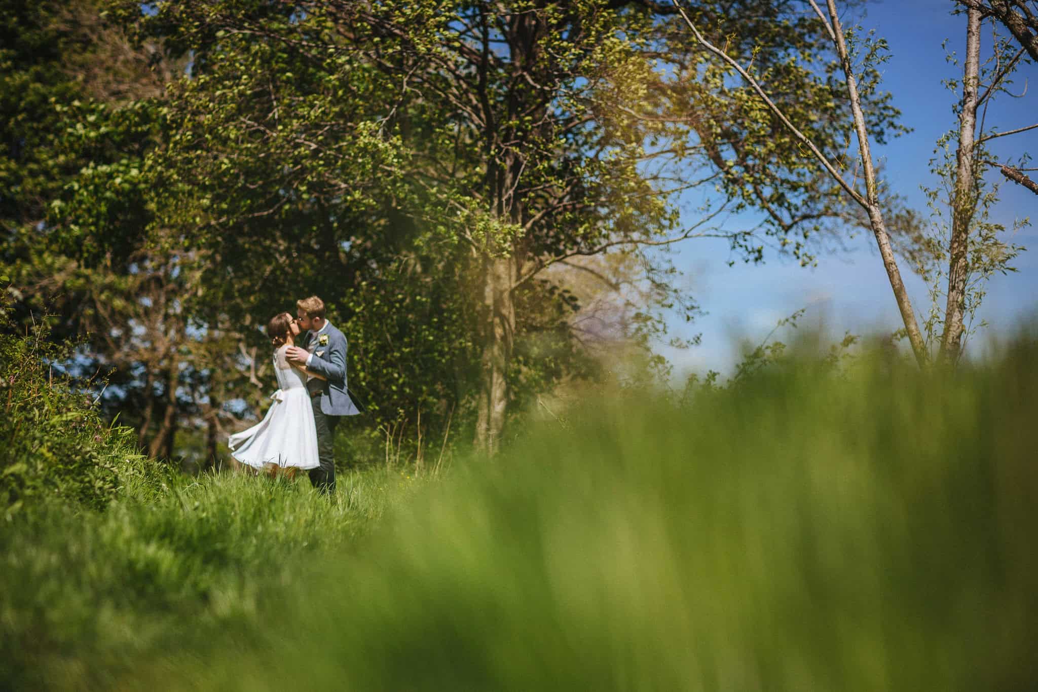 plas-isaf-corwen-north-wales-farm-wedding-photography-photographer-9004