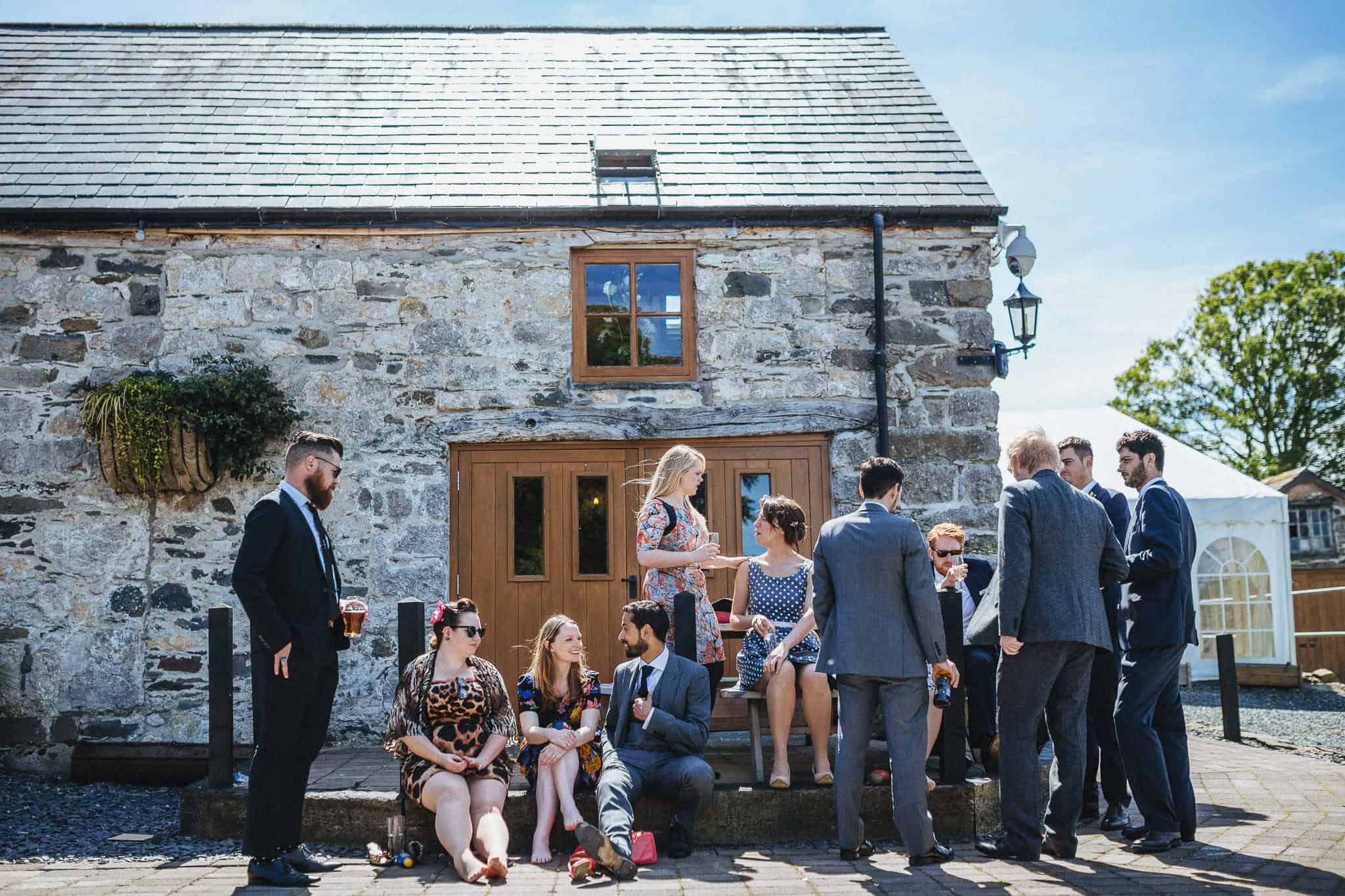 plas-isaf-corwen-north-wales-farm-wedding-photography-photographer-90052