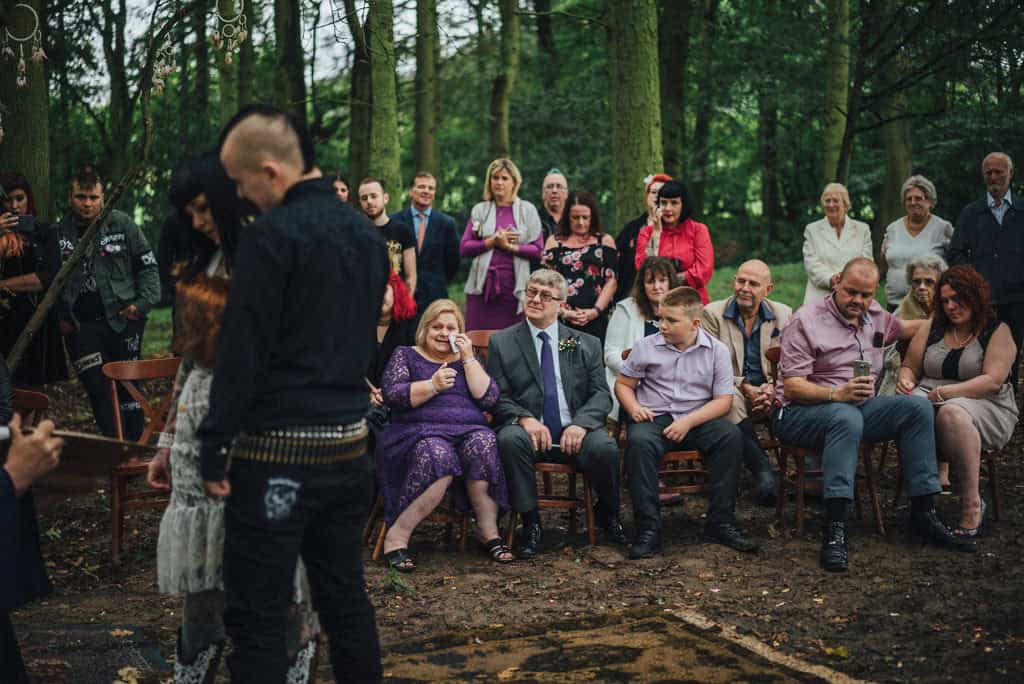 mapperley-farm-punk-wedding-elvis-94069